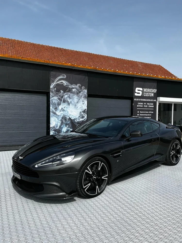 Aston Vanquish S (publié en mars 2025) : photo 1 sur 3