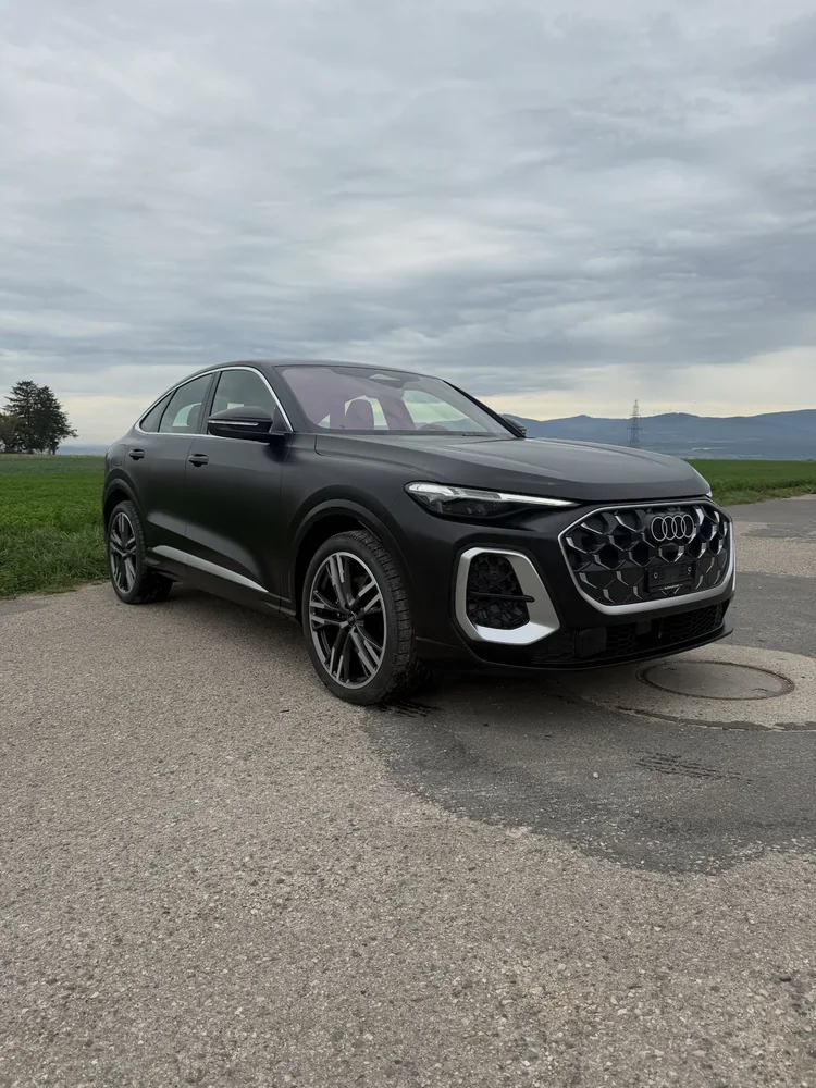 Audi SQ5 (publié en octobre 2026), covering complet : photo 1 sur 2
