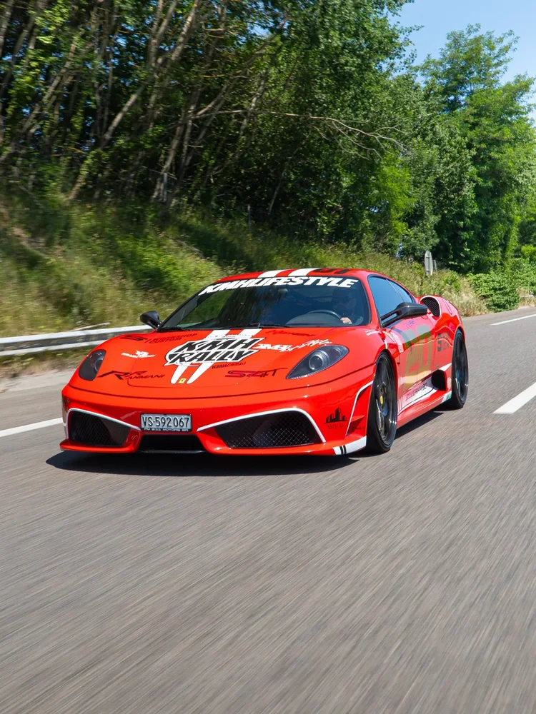 Ferrari 430 Scuderia (publié en juin 2026), kit déco kmh team 20 : photo 1 sur 3