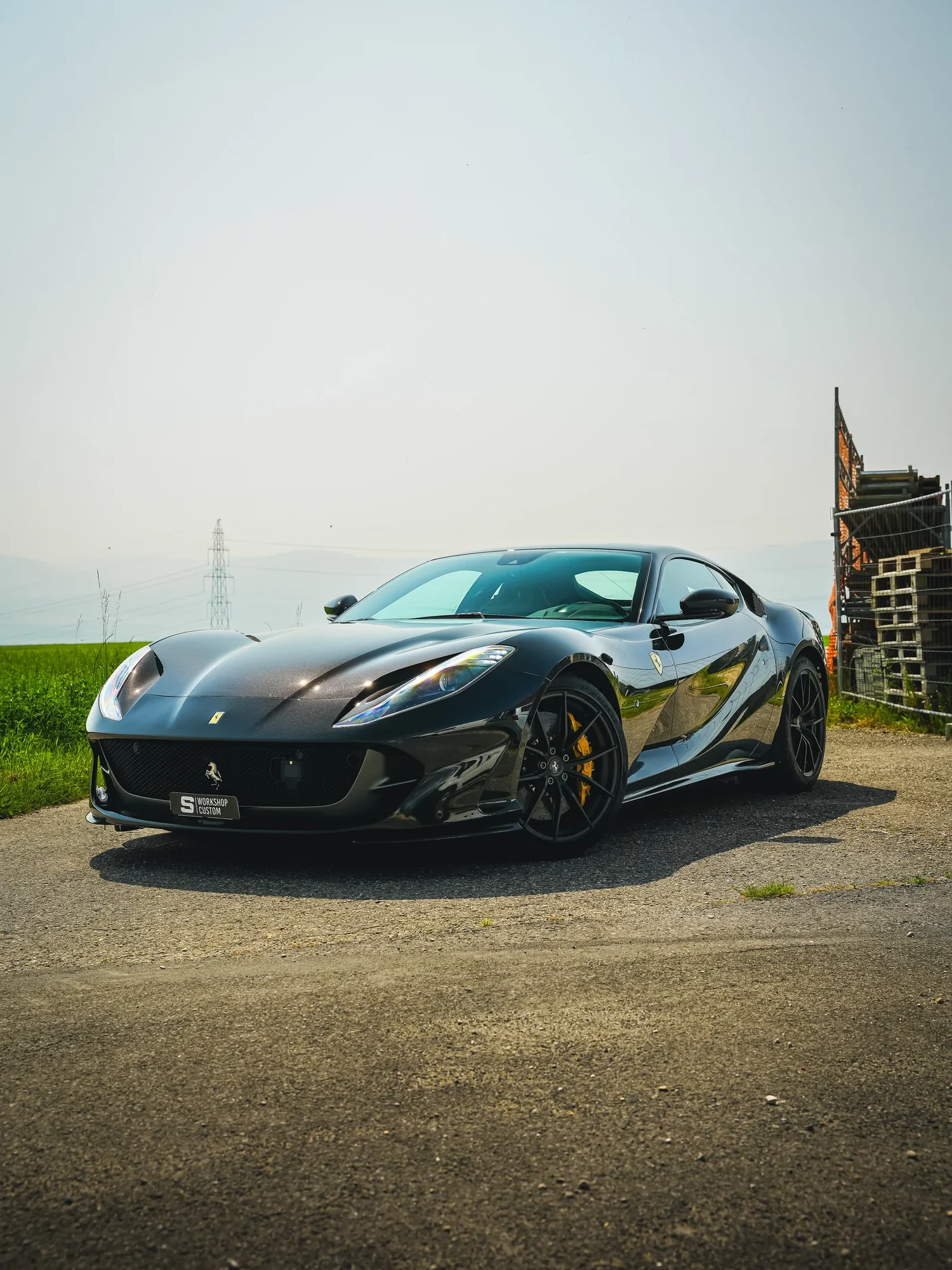 Ferrari 812 Superfast noire protégée en PPF