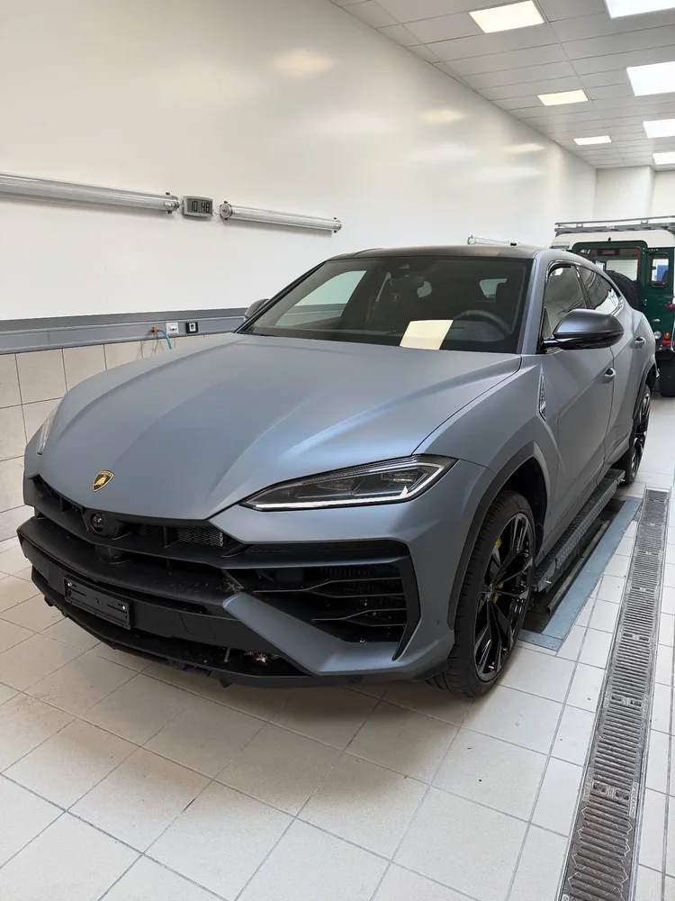 Lamborghini Urus (publié en août 2025), covering : photo 1 sur 6